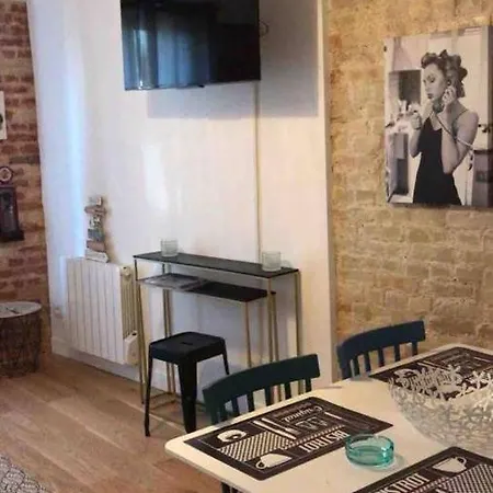 Nid Douillet Sur Daire *